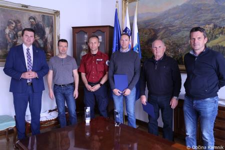 Podeljena znaka Javne agencije Republike Slovenije za varnost prometa (9)